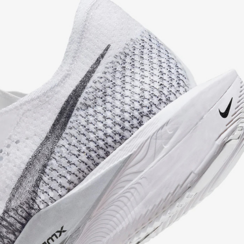 70% DE DESCUENTO | NlKE Zoom VaporFly 3 + CAJA - El Zapatilla Que Transforma Tu Desempeño